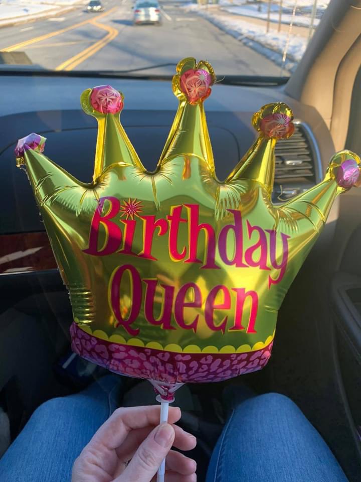 katiemae66's tweet photo. I’m pretty sure Grandma Shirley is checking with St. Peter to make sure her halo is on straight and her angel wings are fluffed to perfection. She will want to look fabulous to celebrate her 1st birthday in Heaven! Always and forever the #birthdayqueen no matter where she is 😇 https://t.co/ZKZPdhuQ6d