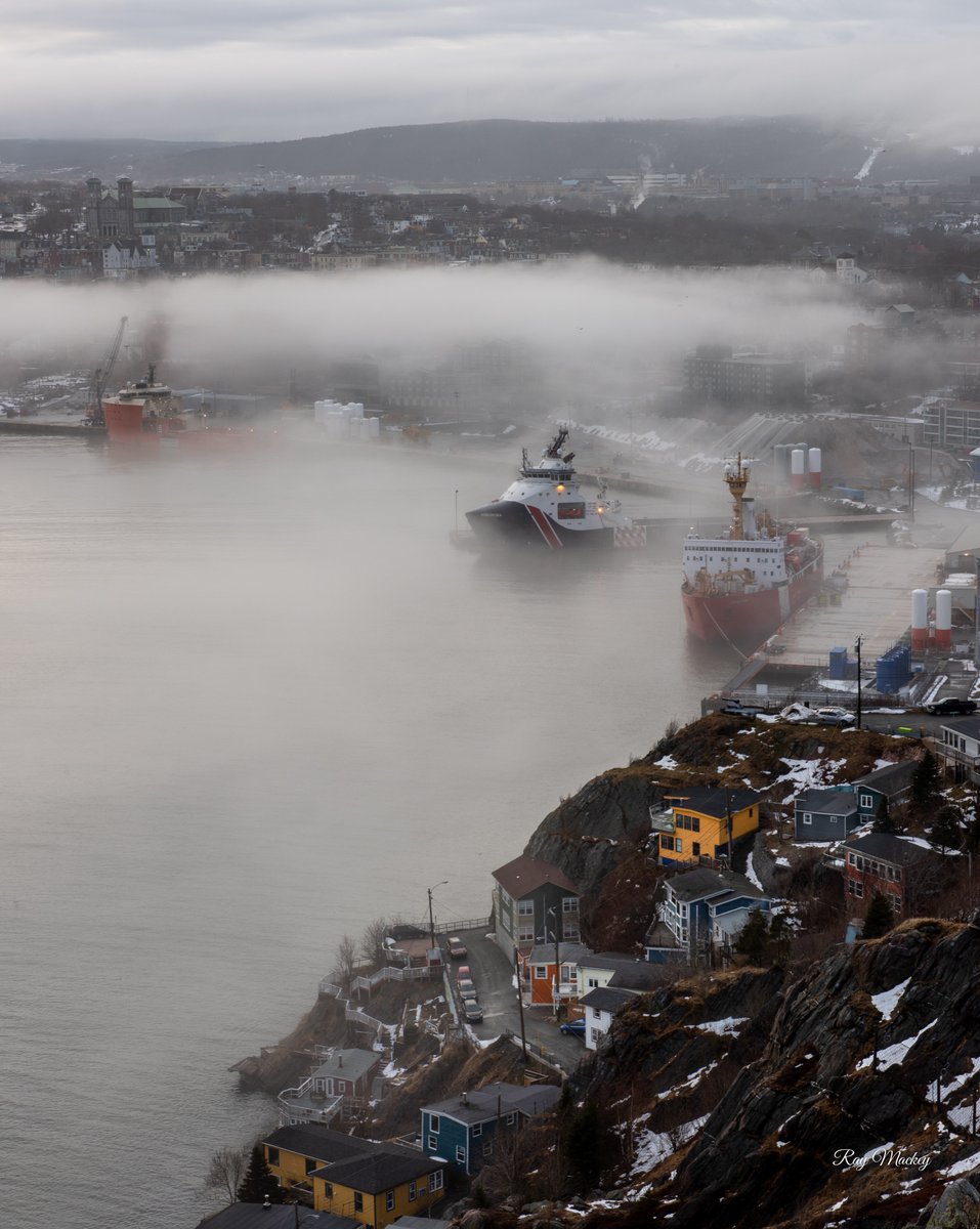 St. John's Harbour, Newfoundland. #fog #stjohnsnl #Newfoundland Happy Friday everyone.