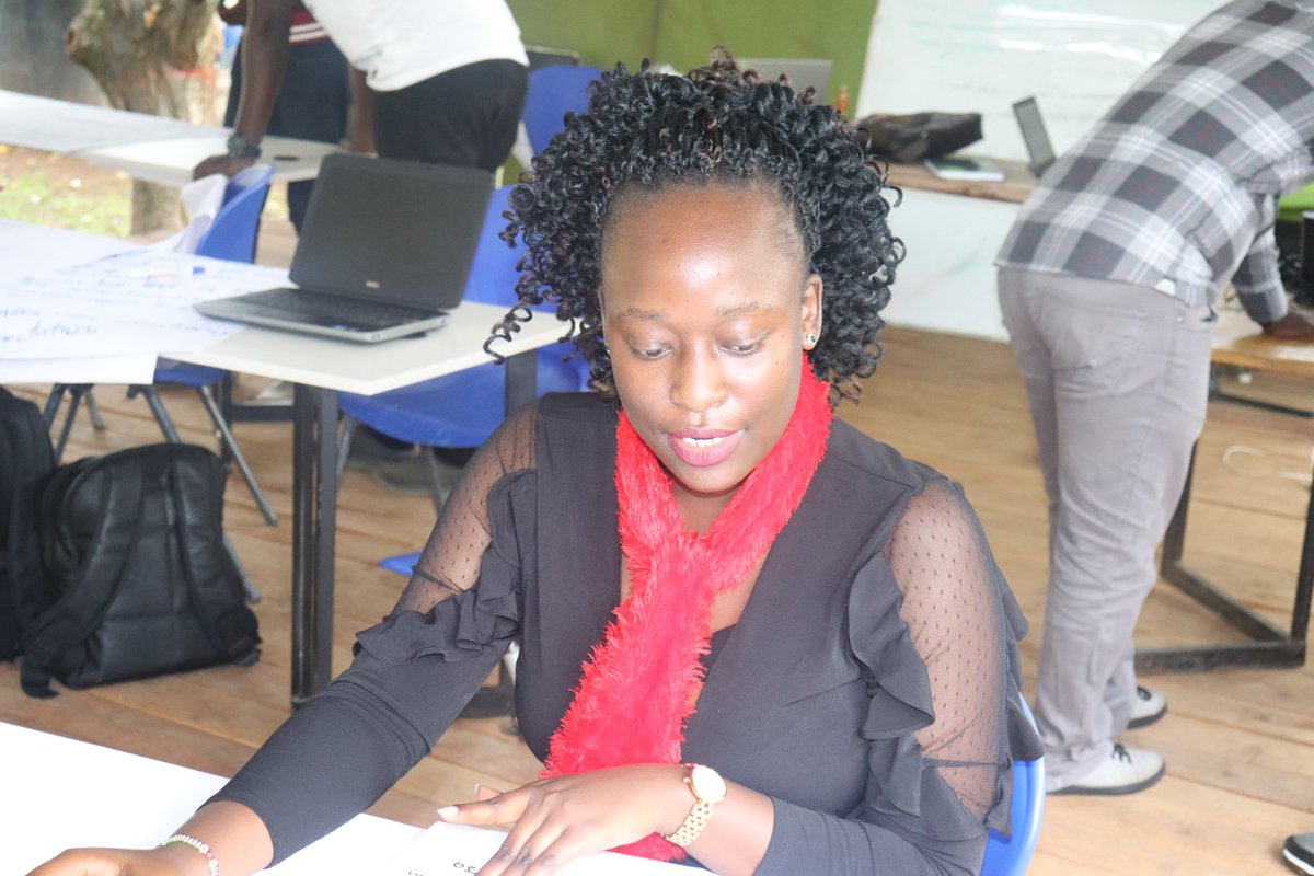 LakeHub's tweet photo. Evidence is developing to support the use of implementation research to promotes data-informed policies and management decisions in organizations and programs.@IREXintl #iconke #research2change https://t.co/AsOWyksQ3y