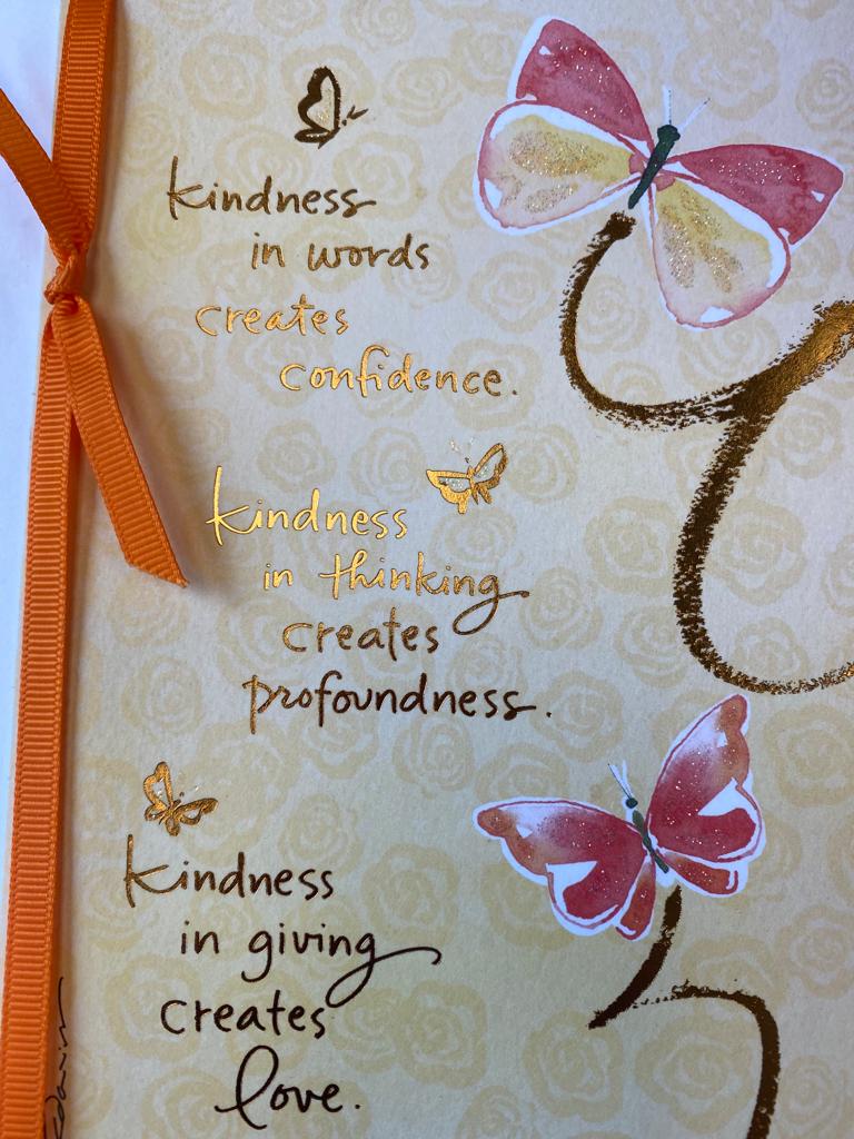 OluloPascal's tweet image. Kindness in giving creates 💕😘