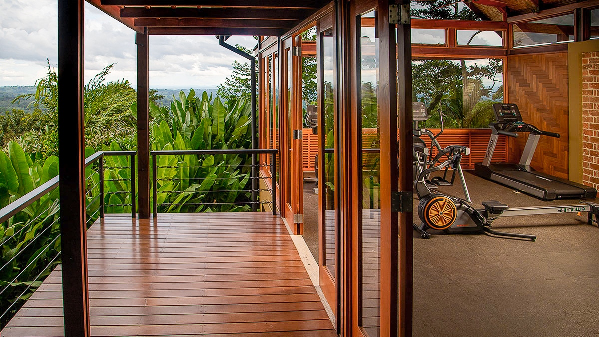 Pictured: a real live jungle gym at Amor Arenal, a unique Costa Rican hideaway at the foothills of the Arenal Volcano.

Click below to ask a real human Tzell advisor about luxury hotels in soulful destinations with incredible fitness centers:

tl.formstack.com/forms/tzell_tw…