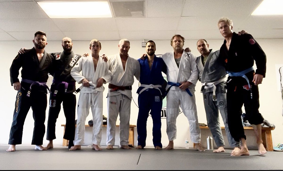 Scott Long tweet media