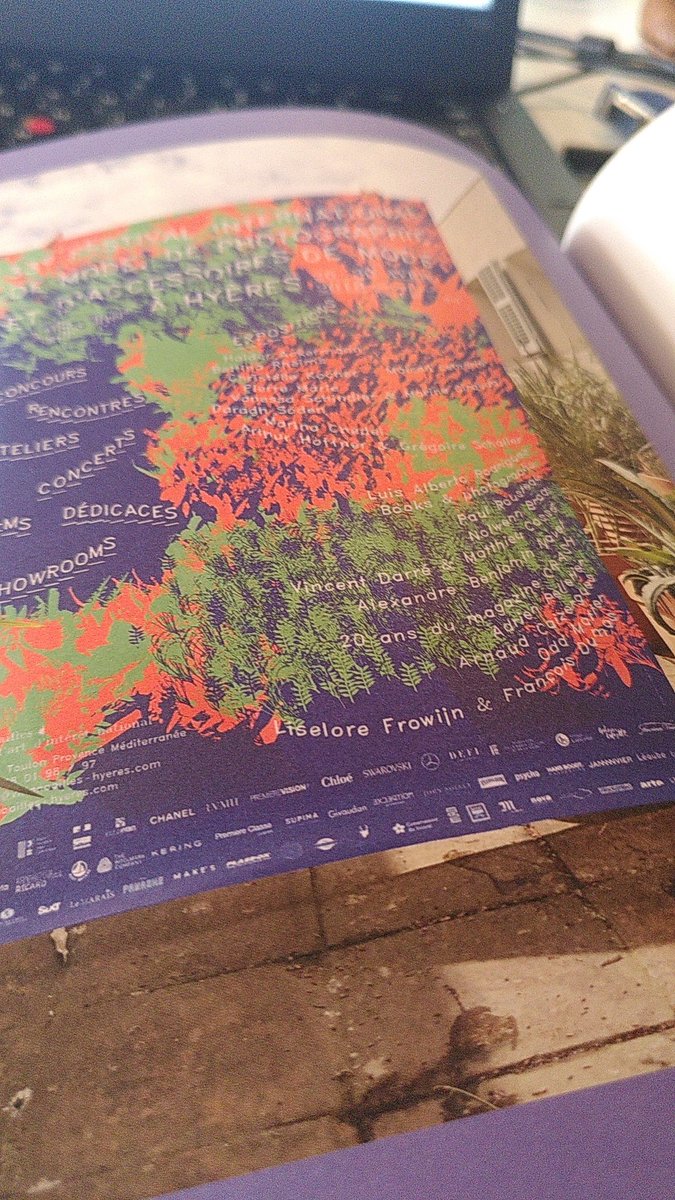 En plus dans le même numéro que <a href="/Luuse_bxl/">Luuse</a>, quel plaisir 👁🚬