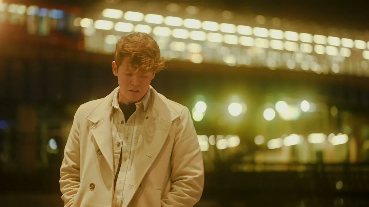 WATCH: Jamie Miller - I Lost Myself In Loving You youtu.be/DUv-r_OCoZo