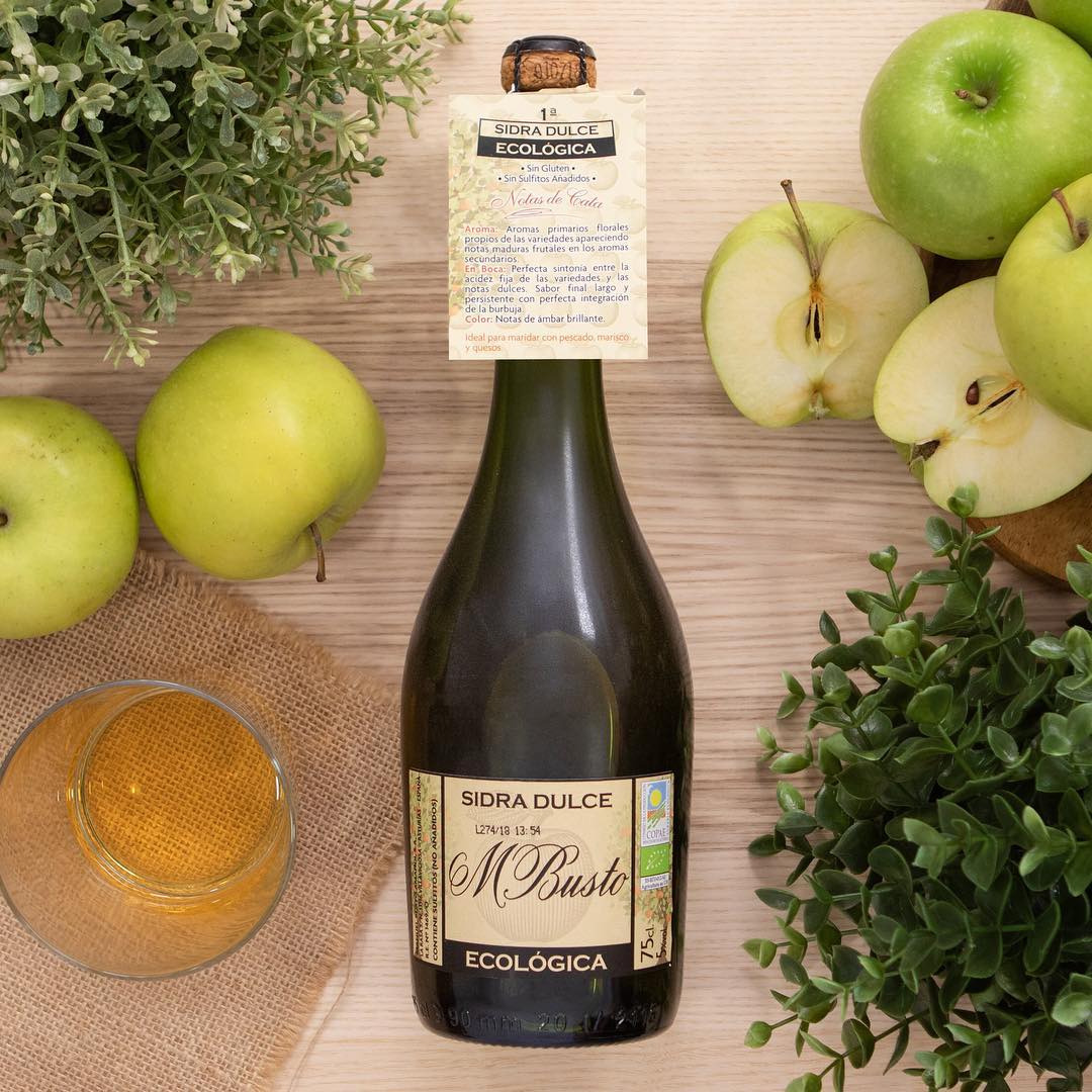 Despedimos la semana con nuestra sidra ecológica M.Busto, sin gluten y sin sulfitos añadidos. Elaborada con 100% manzana ecológica!! Si aún no la has probado, podéis encontrarla en nuestra tienda online 👉shop.mayador.com/sidra-ecologic…

#sidramayador #sidraecombusto #sidraespumosa