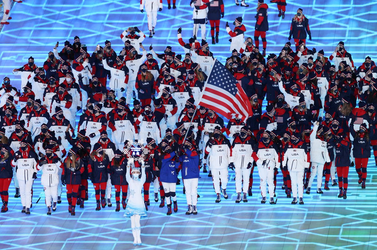 TODAYshow's tweet photo. #TeamUSA is in the house! 🇺🇸

#WinterOlympics #OpeningCeremony https://t.co/pvi7ZbLgpV