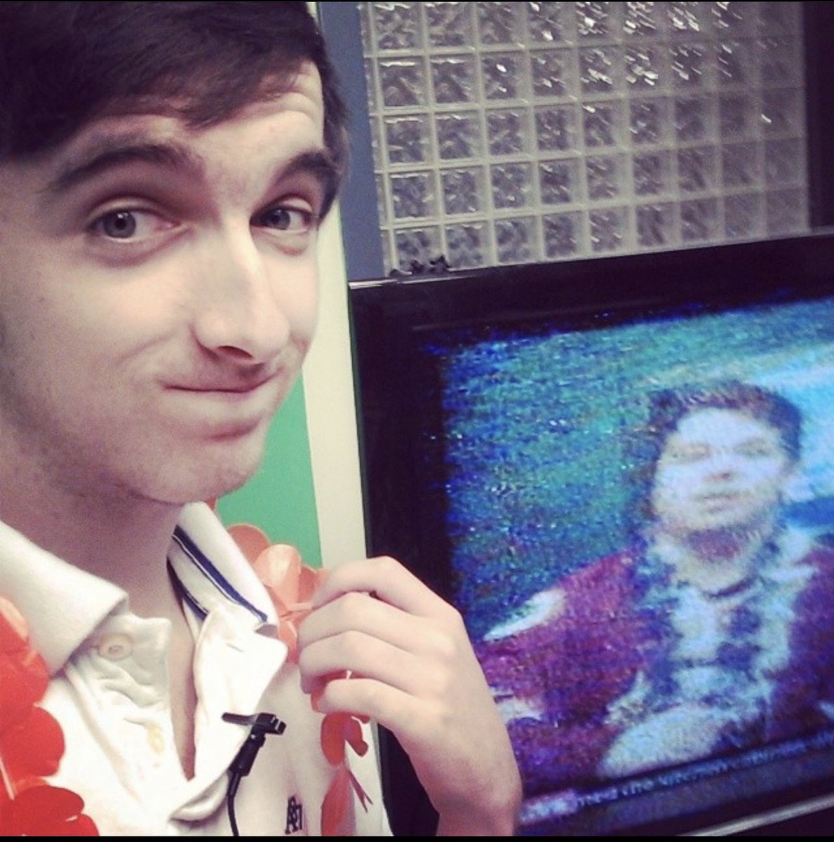 BKearneyTV's tweet photo. FUN FACT: My TV career started in high school where I was actually the #weatherman for @PoolTubeTV at @LiverpoolCSDNY. Everybody starts somewhere. A lot can change in 8 years. 😎 https://t.co/5ZttKnTAwY