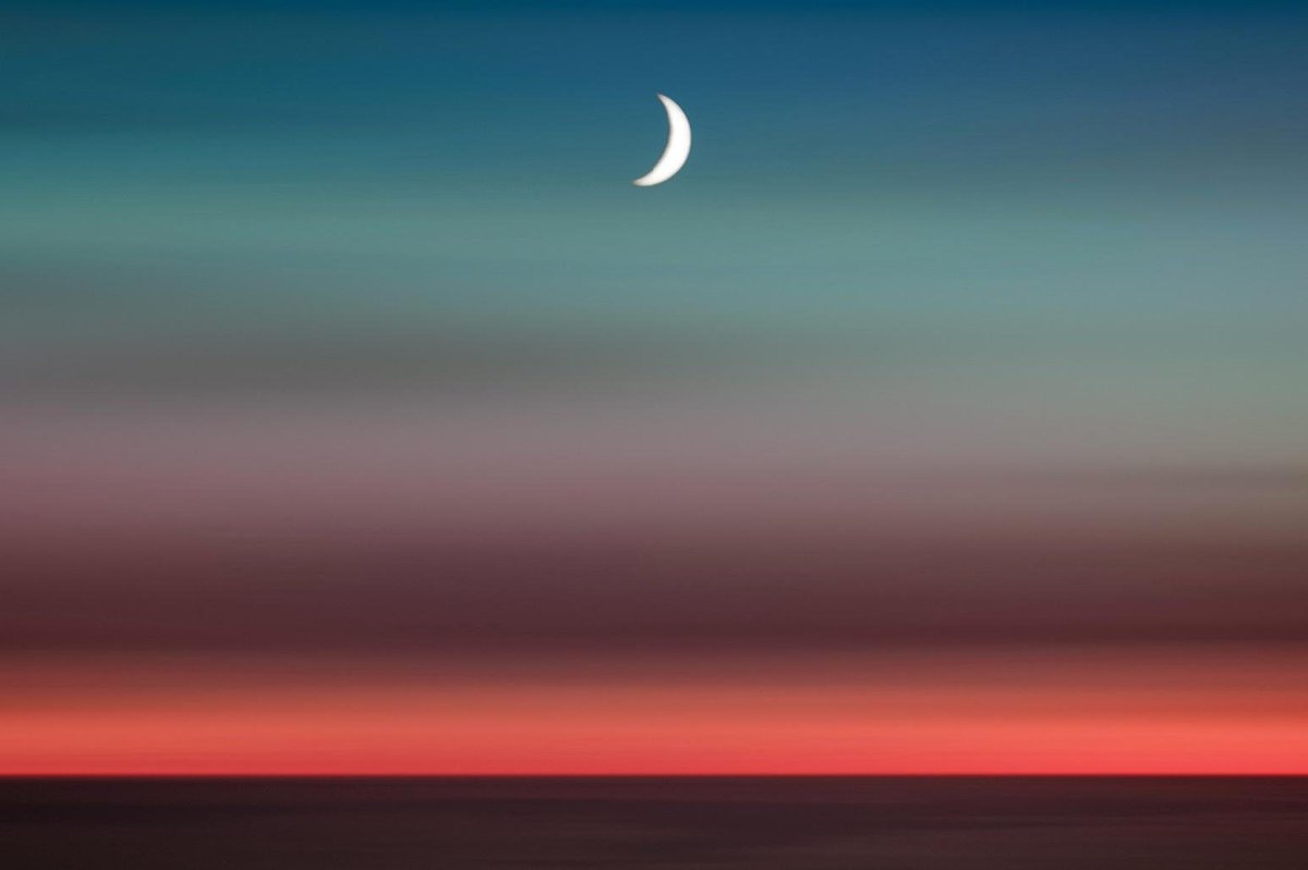 upticknft's tweet photo. 'Moonlight / 2019' by @ajschokora 

Edition: 3/3

Price: 300 $IRIS

Available now at https://t.co/esMI0ahWwW ⤵️

https://t.co/j2cAgdqNjW

#NFTPhotography #NFTs #NFTCommunity #nftphotographer #NFTphotos #NFTphotographers #NFT https://t.co/Qiaovw6oSd