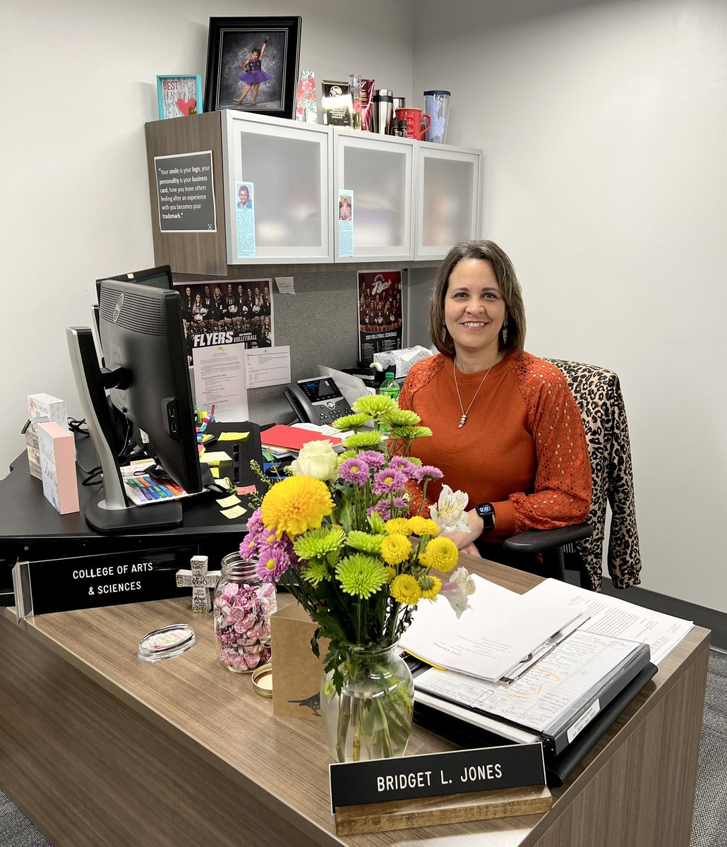 uncpcas's tweet photo. We are so happy to welcome Bridget Jones to our office! Bridget comes to us with 18 years of service to the University, and she is providing so much support in her new role here in Arts and Sciences. Please stop by and say hello! #UNCPCAS #SpringSemester2022 #GoBraves  https://t.co/jtRZqPgoPj