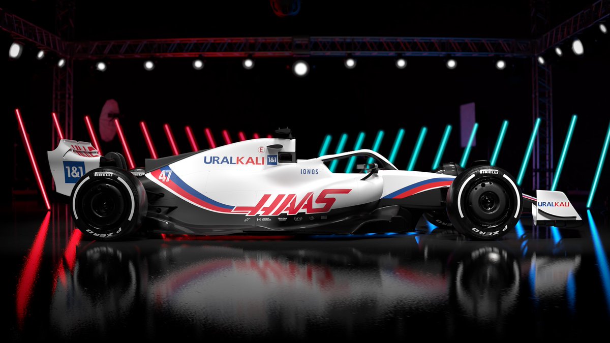 wtf1official's tweet image. Let's get your ratings out of 10 for the new Haas VF-22 👇