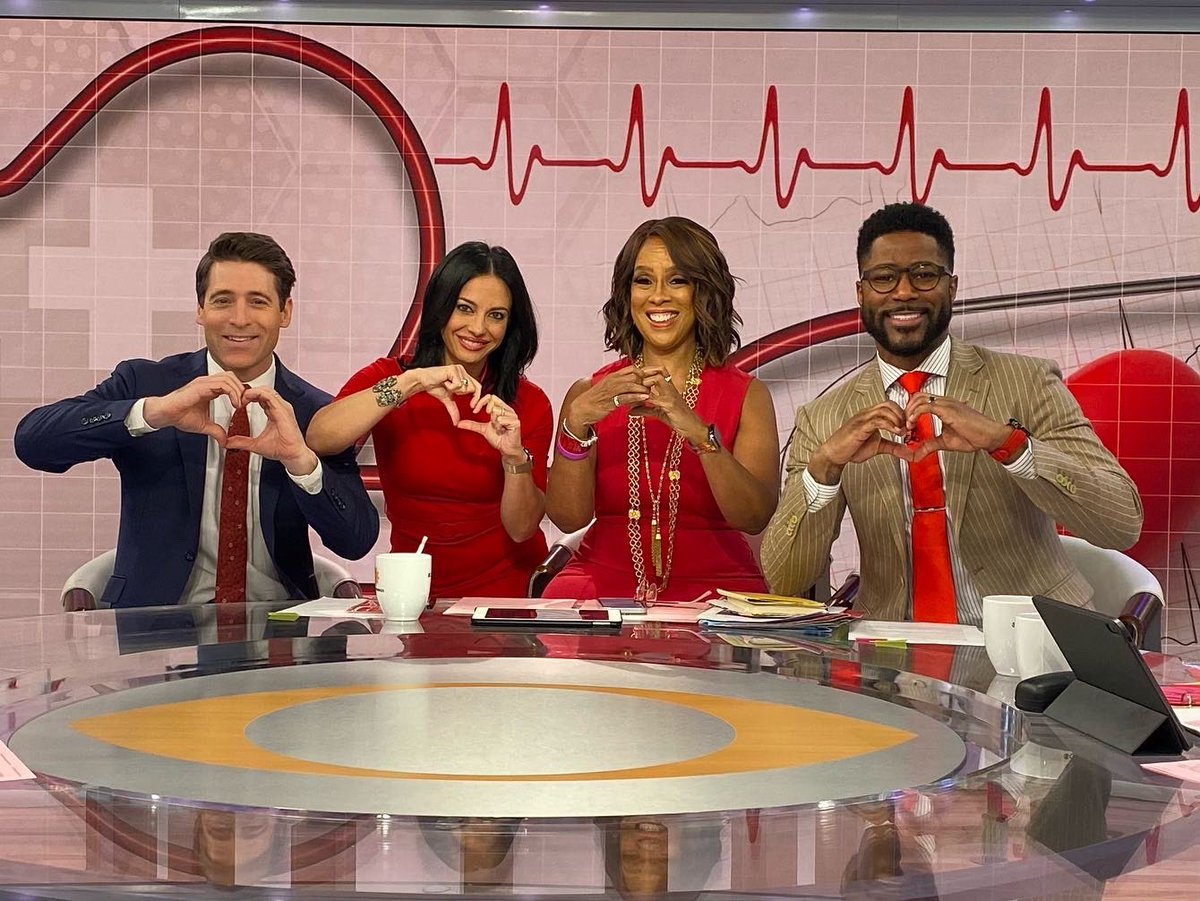 drtaranarula's tweet photo. @GoRedForWomen and support women in the fight against cardiovascular disease! Learn more today @CBSMornings about sudden cardiac arrest and the value of hands only CPR! Thank you to our anchors @GayleKing @nateburleson @tonydokoupil for supporting #WearRedDay @American_Heart https://t.co/bOhA5ZSoDe