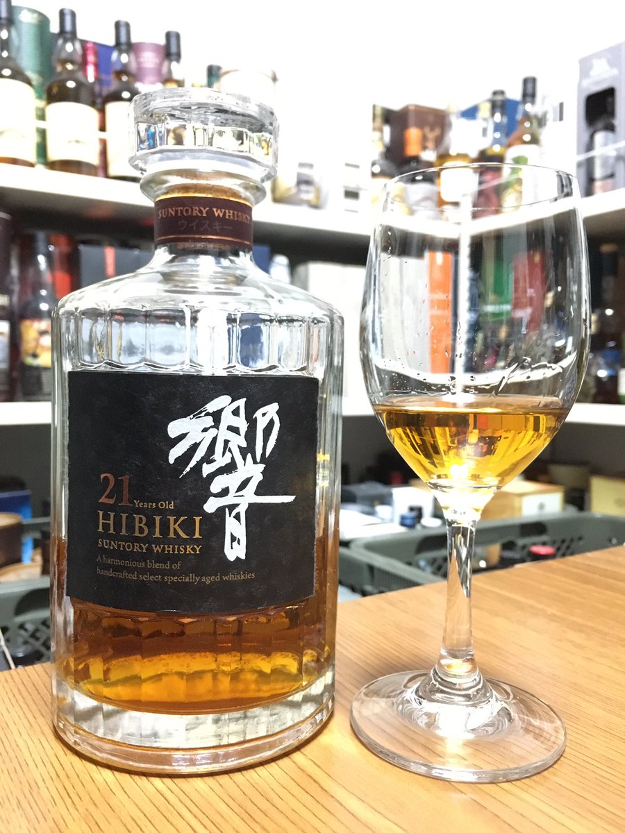 17年21年と品薄終売続くウイスキー響。定価価格で購入は無理? |お酒 17年21年と品薄終売続くウイスキー響。定価価格で購入は無理? |お酒