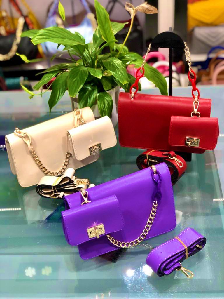 Tipriht's tweet photo. Fashion Friday bags 😍 👇🏾👇🏾👇🏾 https://t.co/e2ycQY4ZDj
