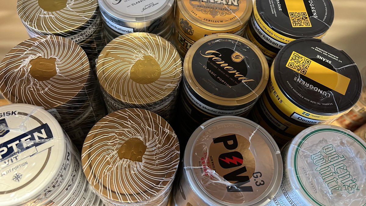 BristolSnus's tweet photo. We’ve got a large variation of Swedish Snus in stock - get in touch to see what we have! #snus #uksnus #snusuk #snusgb #swedishsnus #generalsnus #goteborgsnus #siberiasnus https://t.co/fVxDAJVrcg
