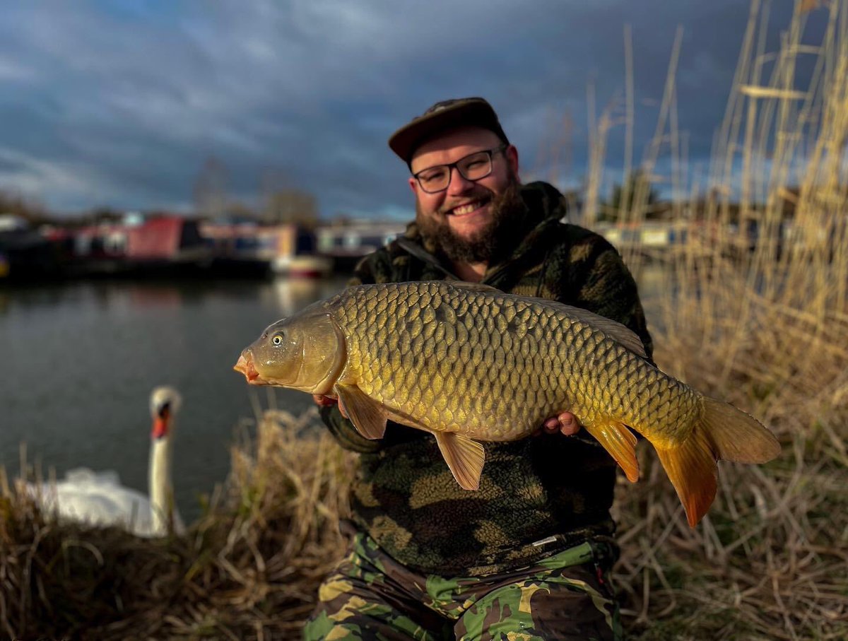 💥Winter Canal Carp💥

Ashley Jones is having an incredible winter! A recent session saw him land 11 carp between him and a close mate

Junglemix and orange EF snow man, with a few bait Guru JM boilies a few essential fruits boiiies and a handful of maize and mixed pellet