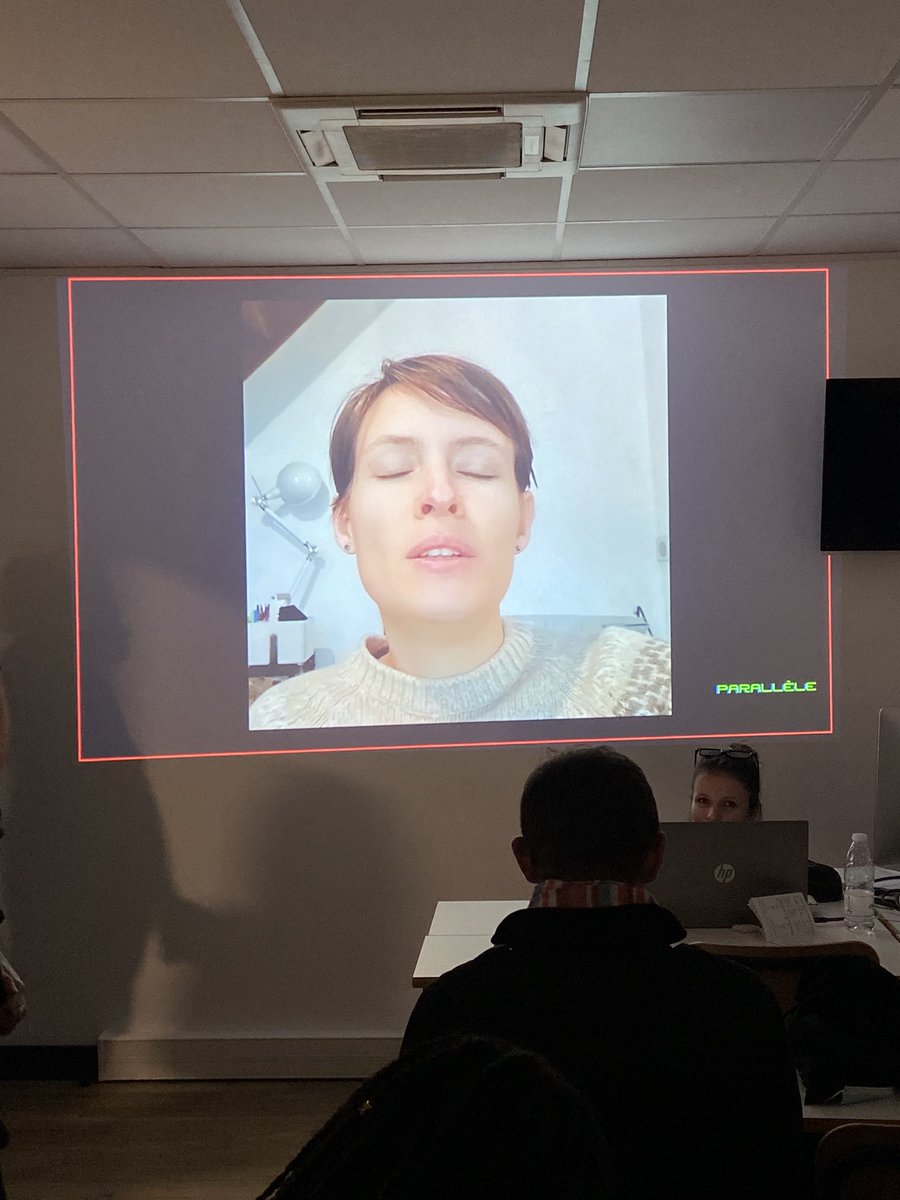 Et pendant la masterclass bordelaise on a même le droit à un partage d’expérience d’une dmbienne de Paris <a href="/marieeeline/">Marie-Eline Chevance</a> ! 
#scifi #science #fiction <a href="/__parallele/">// Parallèle</a>