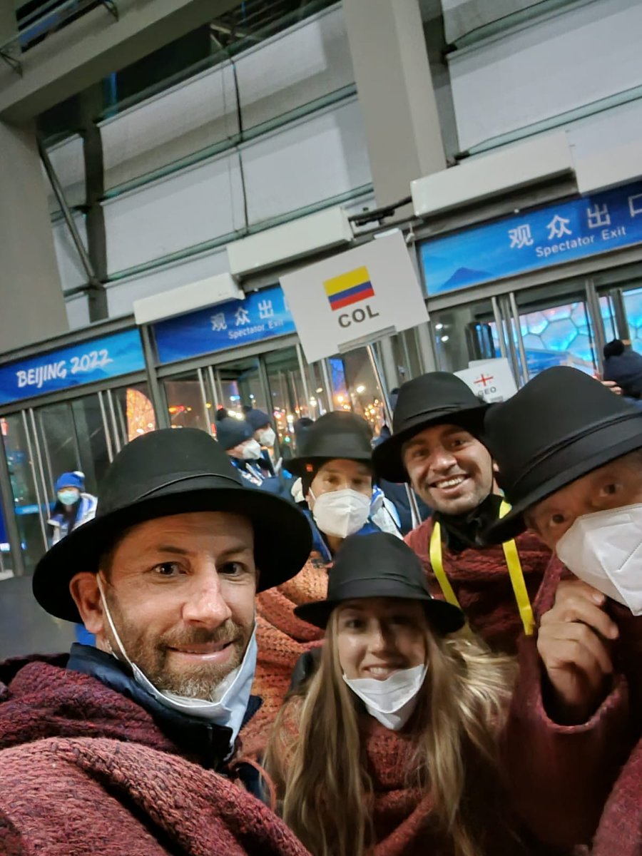 OlimpicoCol's tweet photo. Y una vez más llegamos a los Juegos Olímpicos de Invierno #Beijin2022 🇨🇳

❄️ Desde los Juegos Olímpicos de #Vancouver2010 la delegación colombiana ha asistido a las justas olímpicas invernales. 

#Beijing2022 #Olympic #WinterGames #StrongerTogether #BeijingWinterOlympics https://t.co/PknDECxo6d
