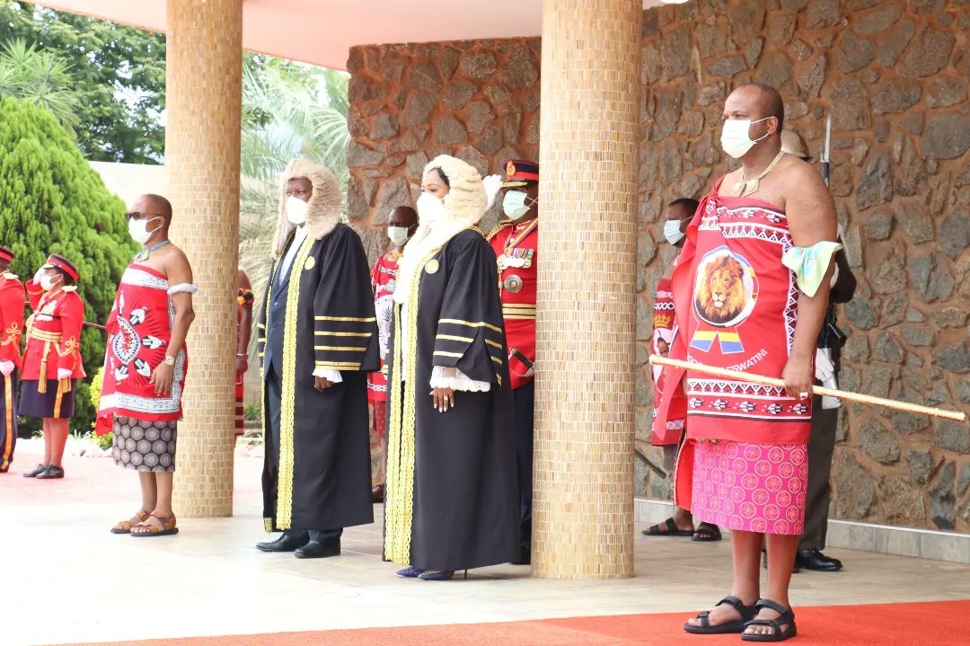 EswatiniGovern1's tweet photo. His Majesty King Mswati III says, in 2022, the country will prioritise issues of youth empowerment by “creating an enabling empowerment environment for the youth’s innovation and creativity to flourish. His Majesty has been speaking when making his #SpeechFromTheThrone22 address. https://t.co/3Um4k6IGSh