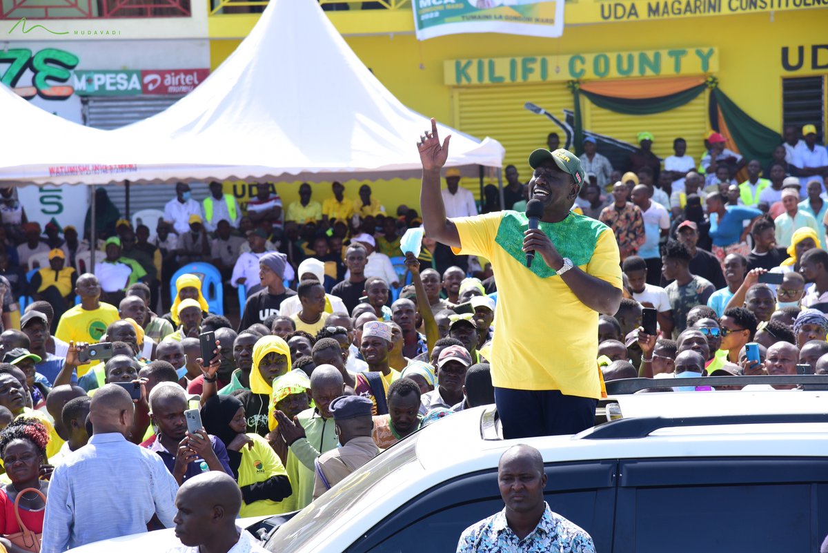 MusaliaMudavadi's tweet image. Leo ni Leo! Asemaye kesho ni muongo. Kenya Kwanza imejizatiti na mapendekezo yanayolenga kufufua uchumi, kubuni njia mbadala zitakazofanikisha ajira hasa kwa vijana na kuboresha huduma zinazotolewa na serikali kupitia miundo-msingi bora.

Asante sana wenyeji wa Kaunti ya Kilifi.