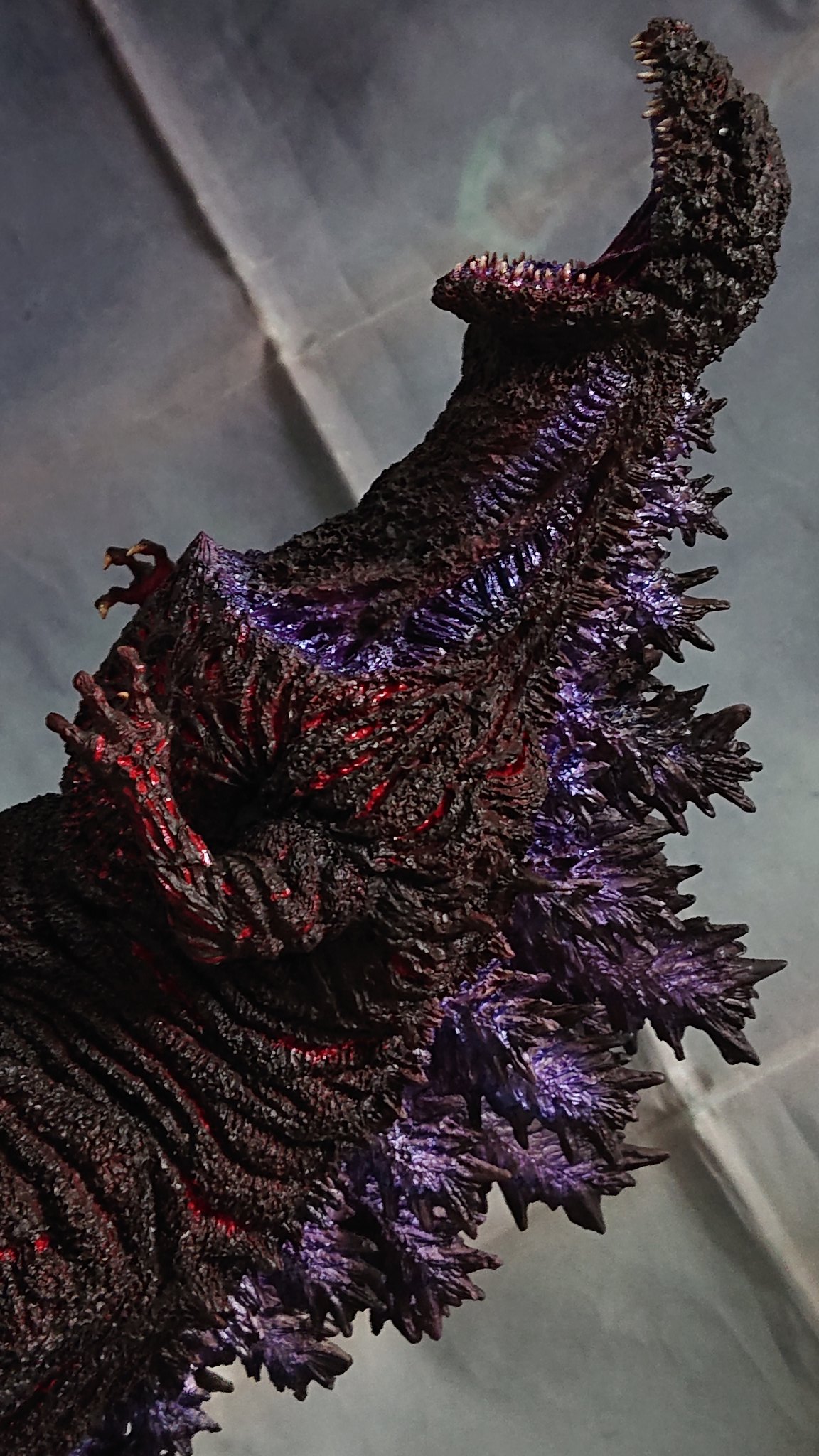 ゴジラ(カスタム) Custom Painted Iridescent Odo Island Godzilla – オド島ゴジラ
