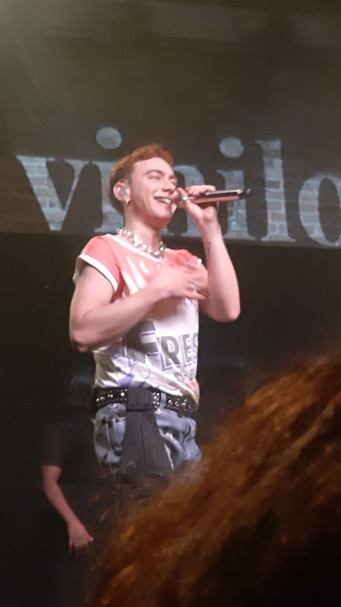 67JonC's tweet photo. Last night @TheBrookSoton for @alexander_olly and @yearsandyears.... awesome! Fantastic showman - #La to the extreme! https://t.co/rI4ao98t0j