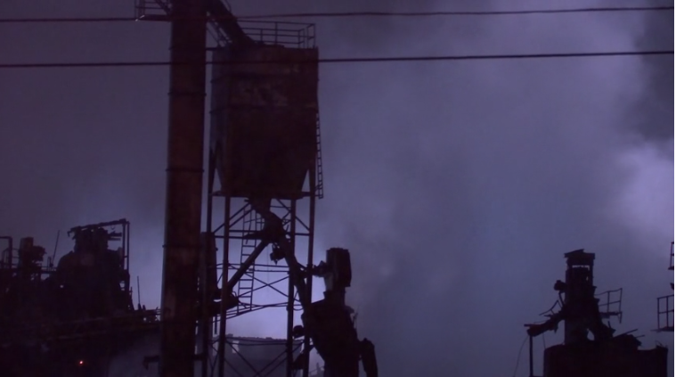 Jessie Holmes (@_jessieholmes) on Twitter photo A very eerie, new look at the Weaver fertilizer plant fire in <a href="/CityofWS/">City of Winston-Salem, NC</a>. Our photographer <a href="/MaynardXIII/">Randy Maynard</a> captured these images just before sunrise, and after the evacuation was reduced. Still smoldering. A very eerie, new look at the Weaver fertilizer plant fire in <a href="/CityofWS/">City of Winston-Salem, NC</a>. Our photographer <a href="/MaynardXIII/">Randy Maynard</a> captured these images just before sunrise, and after the evacuation was reduced. Still smoldering.
