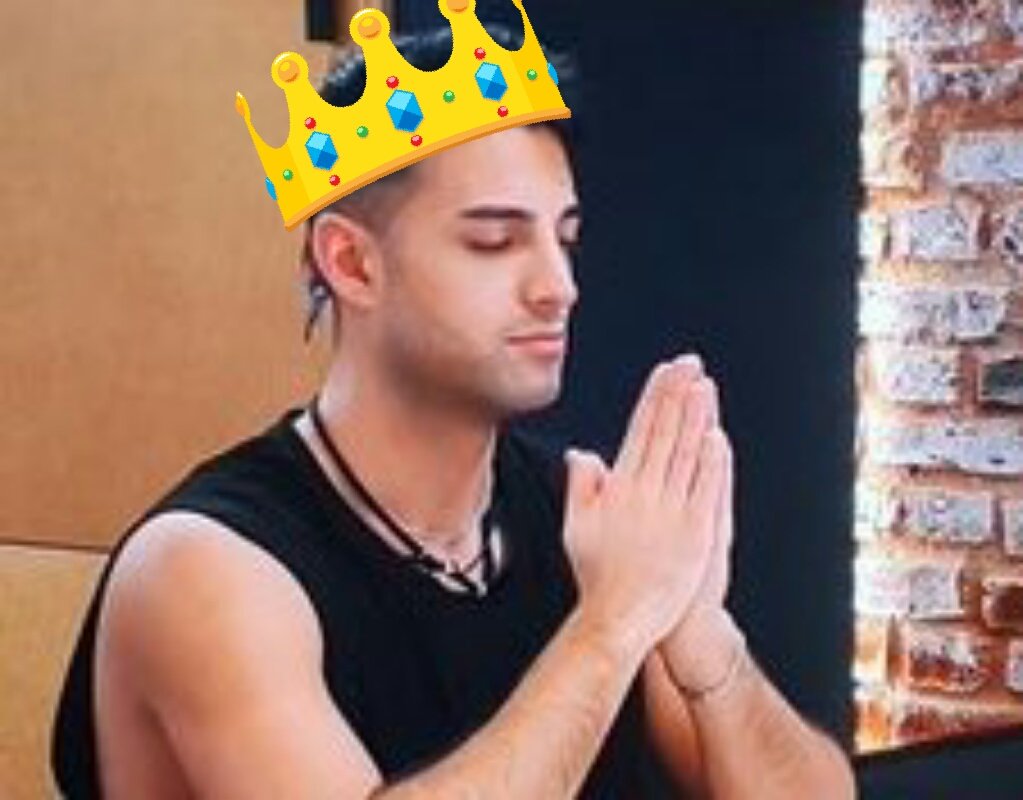 Welkombitchesbb's tweet photo. Nooit gedacht dat ik iemand zo zou pushen maar stem Salar lieverdjes 😍 Everyone needs a Salar in life 😘 #bigbrothernlbe https://t.co/w4pV8dvKEs