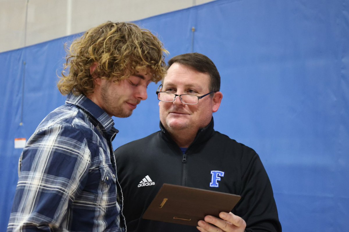 Region7AASports tweet media