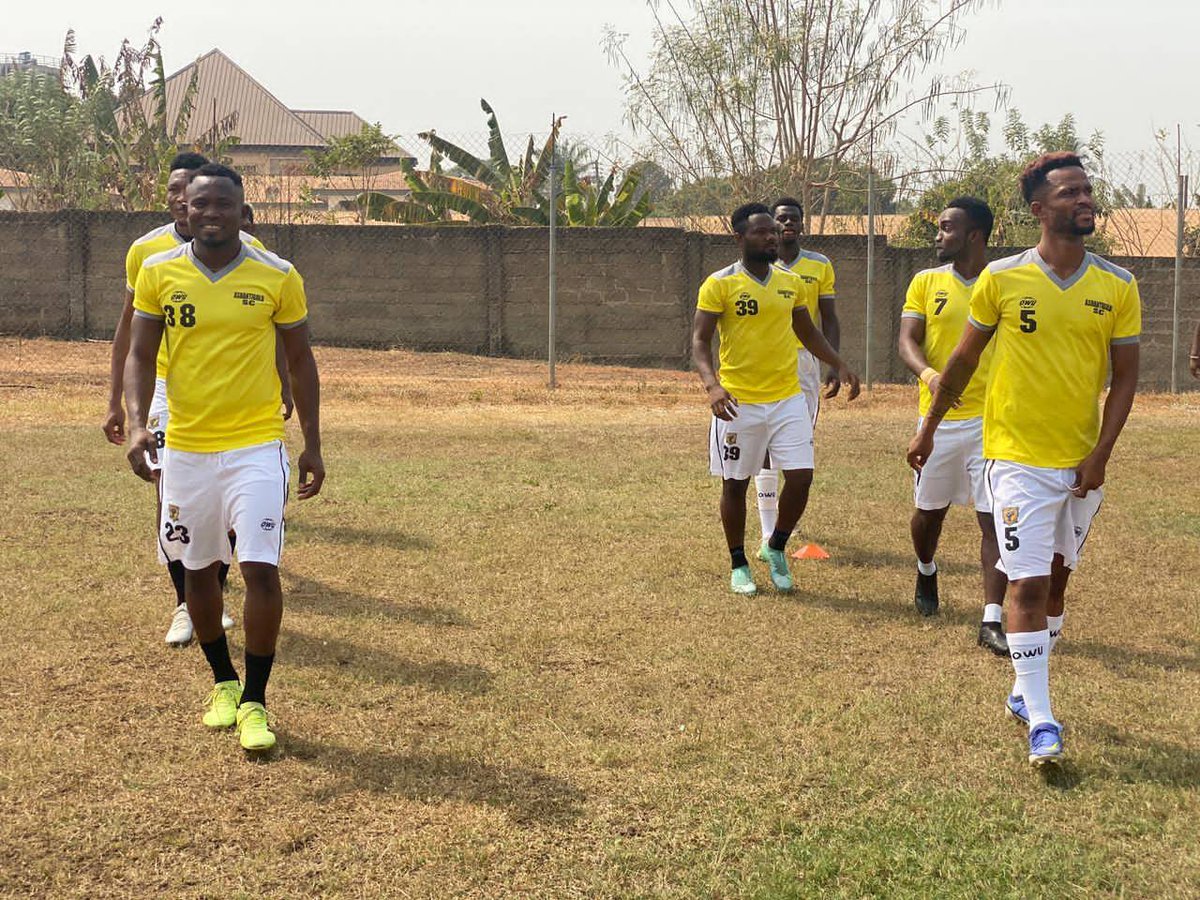 AshantiGoldSC_'s tweet photo. Warm 🆙 ✅
#BECASH
#MINERS🖤💛
#OsonoAboakesee🐘 https://t.co/Dc14M0IRTT
