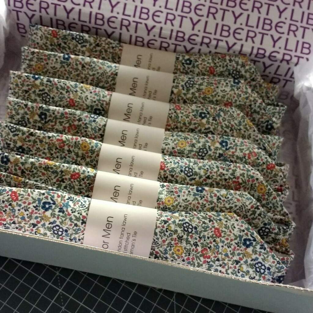 CatkinJane's tweet photo. The last wedding order has been packed and posted out, so that feels a bit strange!
Thank you for all the good wishes and kind words following my last post. There are now just a few items left in the website shop which will remain open for a little while… https://t.co/4vUK5el31Q https://t.co/9Rc6nQ8RXQ