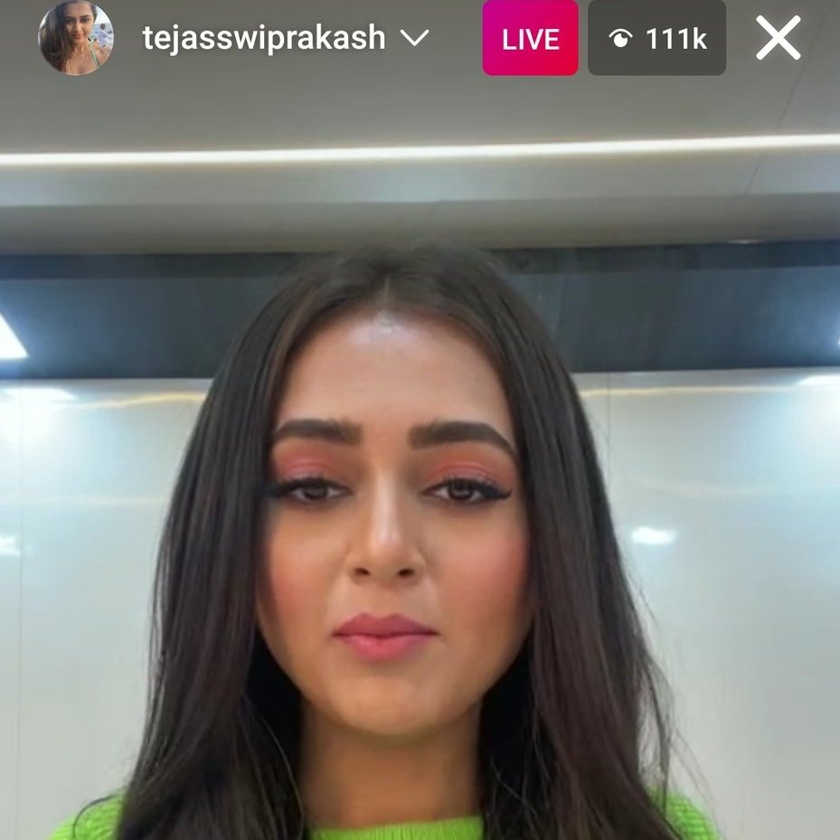 RatherNazaket's tweet photo. #TejasswiPrakash Outstanding Broken All Records of Instagram Live 111k+ People Participated! @itsmetejasswi  I Miss U Dear 💗!
"TEJASSWI GRACING NAAGIN" https://t.co/DVW09qx5L1