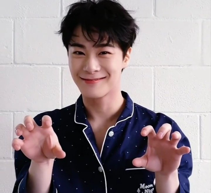 moonlowq's tweet photo. ʳᵃʷʳ #문빈 #MOONBIN #아스트로 https://t.co/qceAcqoauK