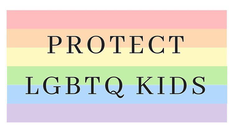 DrRonHolt's tweet photo. When #LGBTQ+ kids are supported by their parents, that support can literally save lives. Always show unconditional love and acceptance. 

Please RT to show your support for LGBTQ youth. https://t.co/eXUXxGr3yi