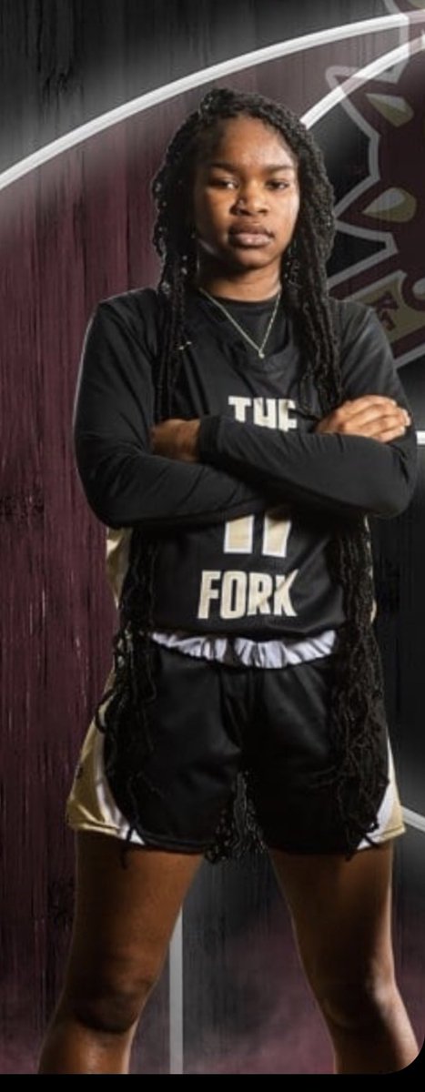 YasmineBrown_'s tweet photo. 🏀💪🏽GAME DAY💪🏽🏀 Lady Bulldogs will host the Lady Hornets tonight at 7:30pm at Kings Fork HS #seniorszn #ladybulldogs♥️🤍♥️ #wethefork https://t.co/P5a7FHoxIY