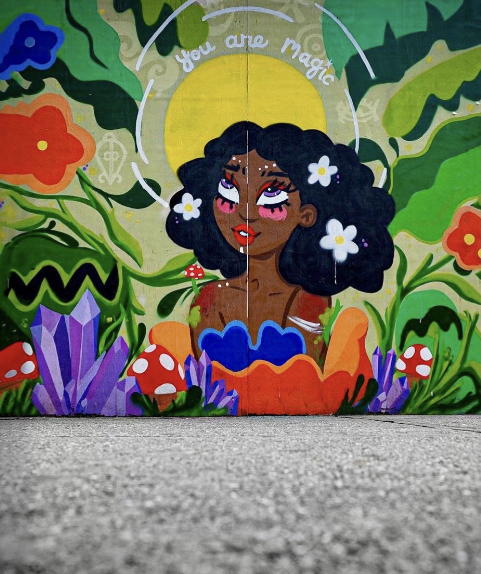 uptown_grand's tweet photo. Walk into this weekend knowing that … #YouAreMagic ✨✨✨(by #LolaLovenotes). Haven’t walked our half a mile of murals yet? Come see the #GrandscaleMuralProject on 125th & 124th streets from Third to Madison, and along Third, Lexington & Park avenues: https://t.co/jCPbadr8qj https://t.co/J3gCALa5Rv