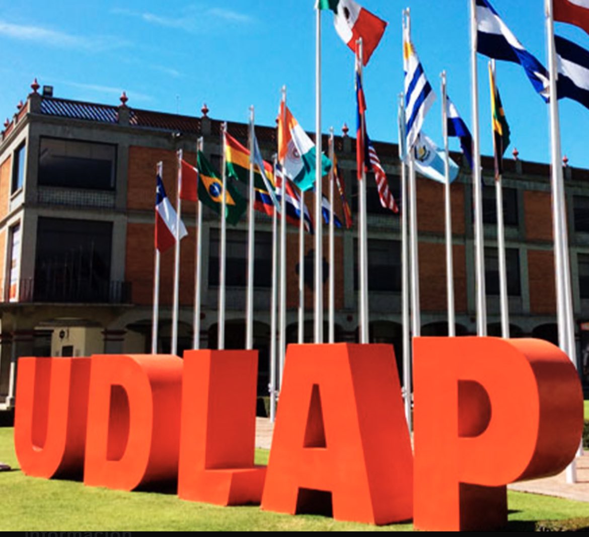JcahhJuan's tweet photo. Ojalá que todas las universidades de Puebla se solidaricen con los estudiantes de la #UDLAP #UDLAPSecuestrada #Universidades #UDLAPLibre En un frente común los alumnos a clases y los abogados a los tribunales!!! @udlap https://t.co/UnbwGBi2TE