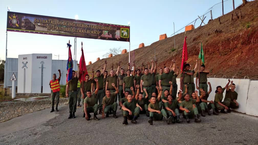 GD. César Febres Cabello (@febrescabello99) on Twitter photo 🇻🇪 #04Feb || Hace 30 años nuestro Cmdte. Supremo Hugo Chávez, dejo grabado en nuestro corazones un "Por Ahora y para siempre" por ello los combatientes revolucionarios de la <a href="/64_brigada/">64 Brigada de Ingenieros Ferroviarios</a> efectuaron el trote conmemorativo del 4FEB92¡Día de la Dignidad Nacional!
#RebelionPermanente 🇻🇪 #04Feb || Hace 30 años nuestro Cmdte. Supremo Hugo Chávez, dejo grabado en nuestro corazones un "Por Ahora y para siempre" por ello los combatientes revolucionarios de la <a href="/64_brigada/">64 Brigada de Ingenieros Ferroviarios</a> efectuaron el trote conmemorativo del 4FEB92¡Día de la Dignidad Nacional!
#RebelionPermanente
