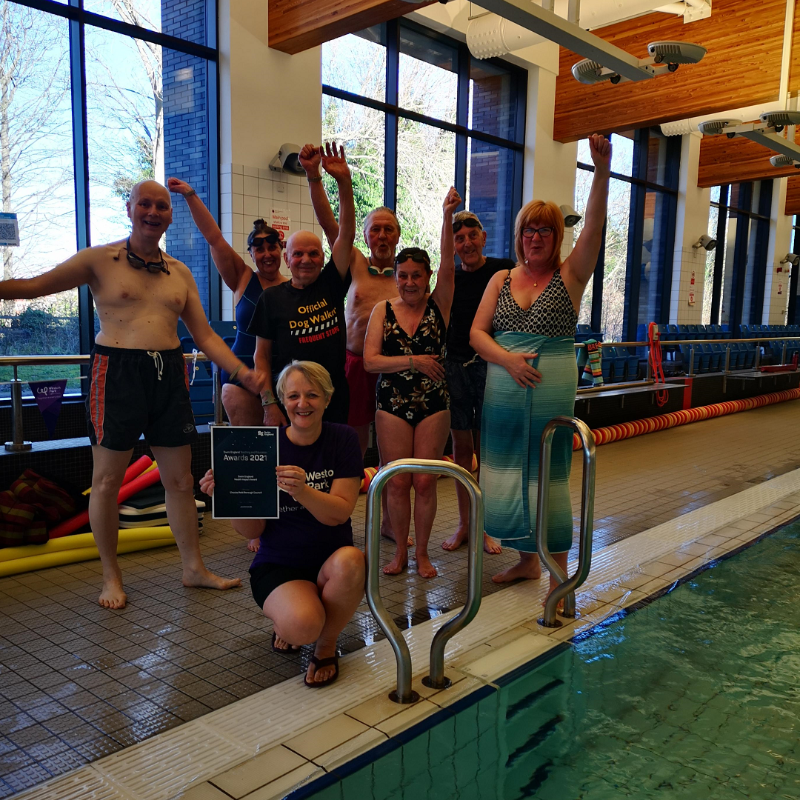 Swim_England's tweet photo. "They get in the pool and it's just like the weight drops off their shoulders and they just look so happy" 💙

On #WorldCancerDay, we caught up with swimming instructor Lesley Rechert who runs Outswimming Cancer sessions at @CBCleisure's Queen's Park Sports Centre.

Read more 👇
