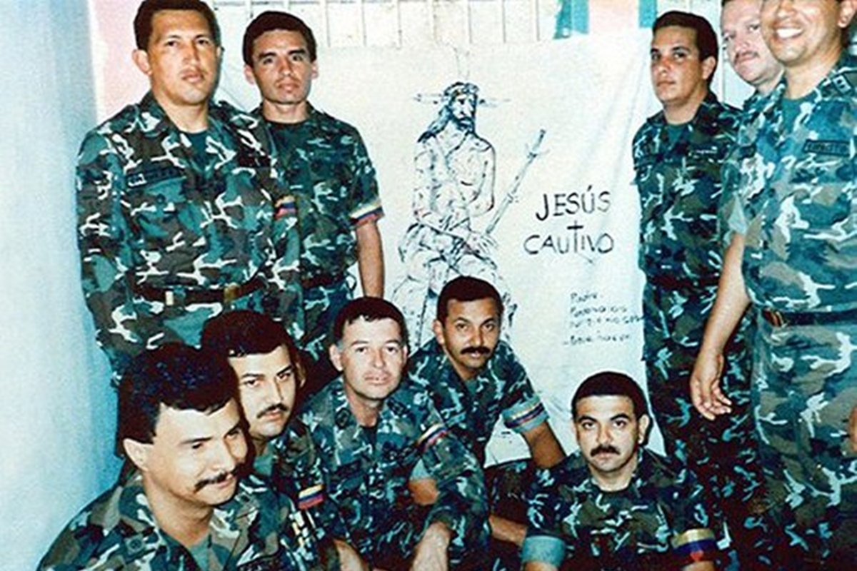 SoyArellan's tweet image. No lo pueden ignorar. No lo pueden borrar de la historia, No pueden negar sus efectos telúricos en los últimos tiempos. #4FLaRebeliónPermanente es un evento decisivo de nuestra historia.