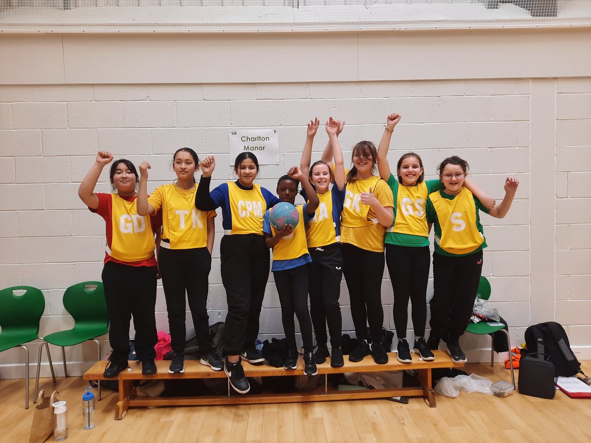 MissCollerPE's tweet photo. A huge well done to the @charltonmanor Netball team, taking part in their first tournament and playing on a full size court for the first time. A 2-1 win to end the tournament with. Thank you @GreenwichSsp for the opportunity. #fun #teamwork https://t.co/BbCrixyfJk