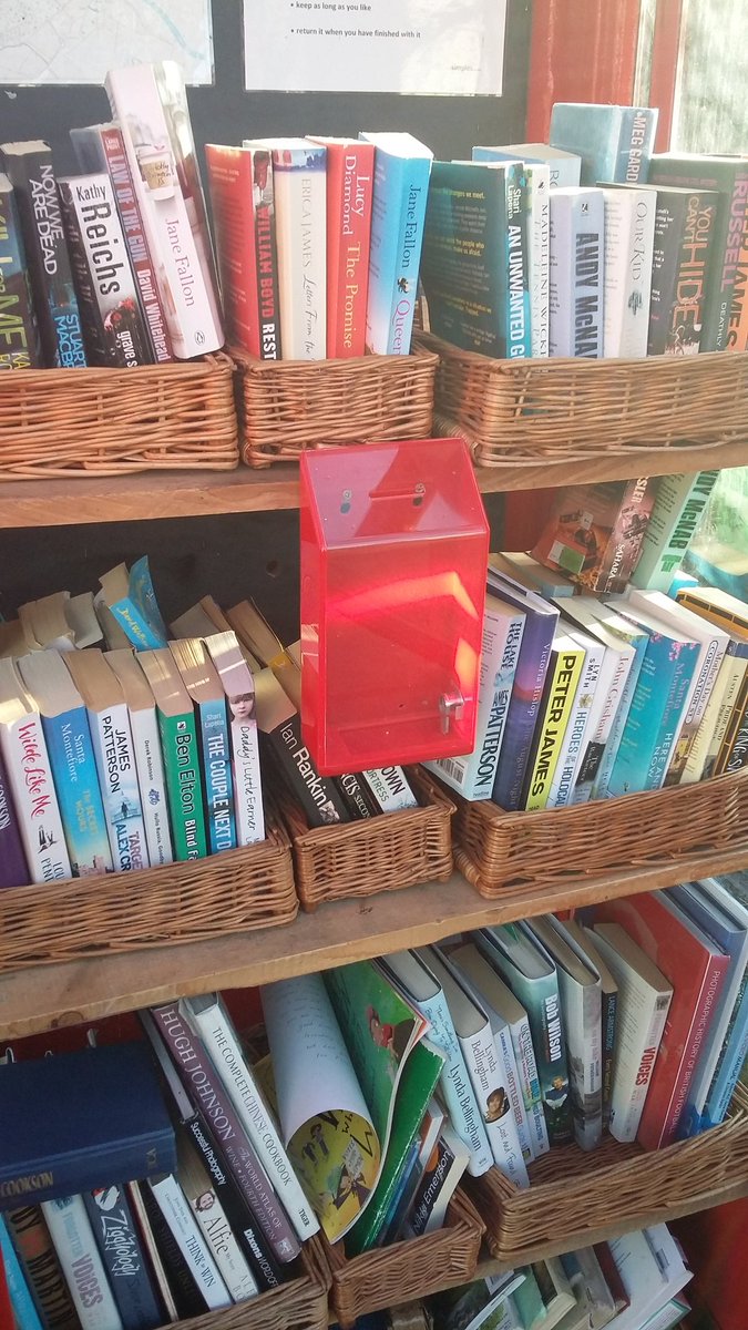 BethAlessandra's tweet photo. If you are ever in the #York area come and visit our village phone box library! #books #BookTwitter #booktwt #phoneboxlibrary #LittleFreeLibrary https://t.co/czxd7hpEAC