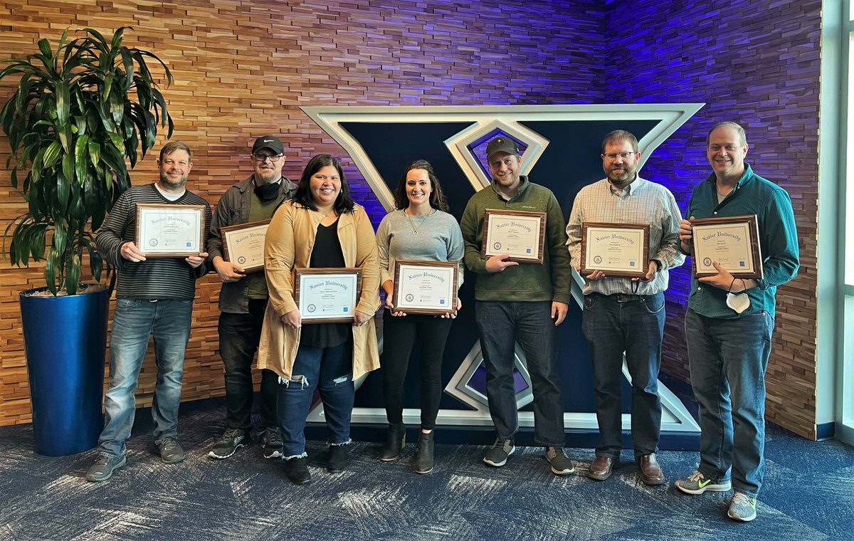 XavierLC's tweet photo. Congratulations to these @Upstream360 leaders for earning their Leading Today certificates! The Leading Today program shows leaders how to take a human-centered approach to leadership that focuses on values and authenticity.
#XLC #Upstream360 #leadingtoday #certifiedleaders https://t.co/9z7fAddJXm