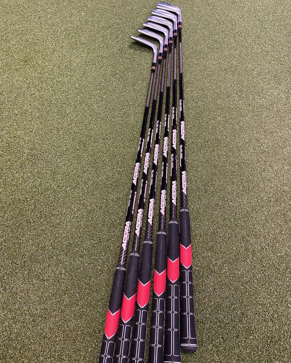 klbuildcentre's tweet photo. These are simply stunning!

@miuragolf MB-101
@ACCRAGolfShafts iSeries Tour 100i
@LamkinGrips  TS1 Midsize
@freshferruleco Chilli

#custombuilt #pimpyourclubs #aberdeenred https://t.co/PjTf3AUONU