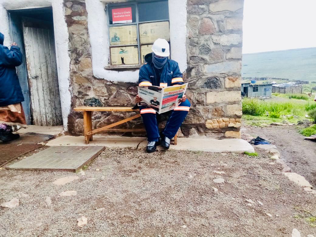 TheReporterLS's tweet photo. #SpotTheReporter
📍Patising near Let'seng Diamonds
⏱ Friday 04 Feb, 2022
#NationWideDistribution #Lesotho https://t.co/igA0nZtHQA