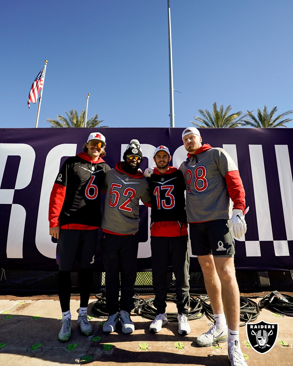 Family pic 😁📸

<a href="/CrosbyMaxx/">Maxx Crosby</a> | @D_Perryman52 | <a href="/renfrowhunter/">Hunter Renfrow</a> | <a href="/AJCole90/">AJ Cole</a>