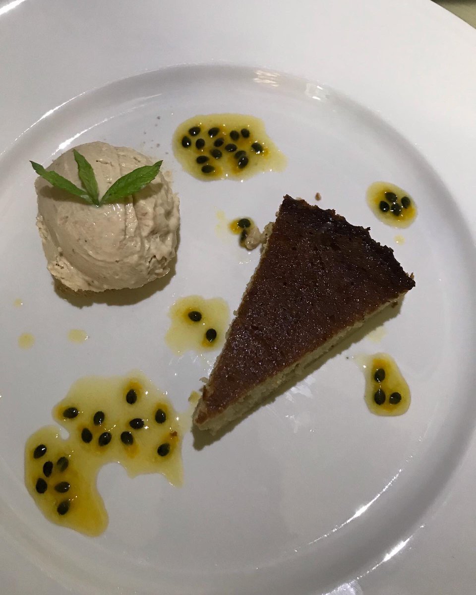 deankarrachef's tweet photo. Honjoriro famous rushinga drunk re imagined #foodblesser https://t.co/lhbVf3w0ou