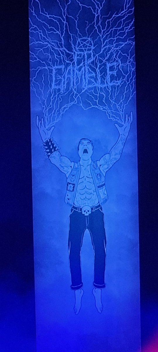 WestyCHC's tweet photo. @EdGambleComedy loving the artwork at the show fella.

Who was supporting again? https://t.co/W1yMXFXnpB