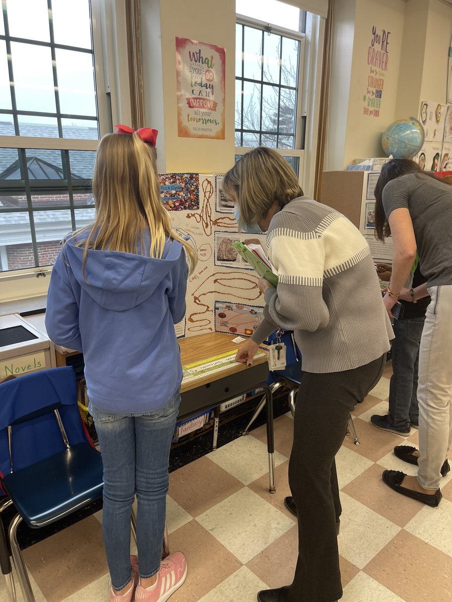Today our scientists shared their research projects of Earth’s processes at our class science fair! Thank you to all of our guests who came to celebrate our month long project with us! <a href="/Stefhoya/">Stefanie granville</a> @labonasia <a href="/NorthSideEW/">North Side School</a> #researchers #STEAM #ewlearns