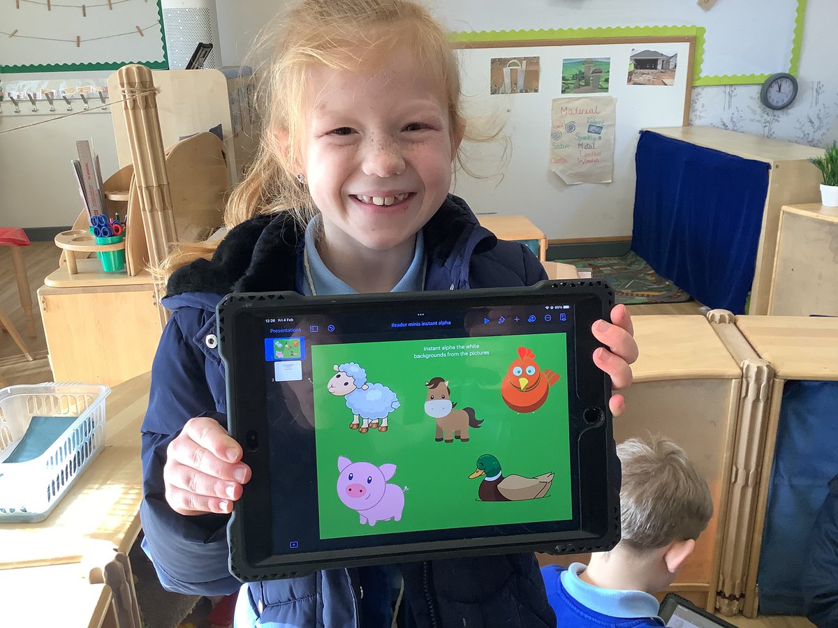 ileaderminis's tweet photo. Our iLeader Minis working hard to perfect their skills with Instant Alpha today. @clare_l00ker @kfairclough_fs @Layton_y2 #Apple #iPad #Keynote #InstantAlpha https://t.co/Lww8qPJXq8