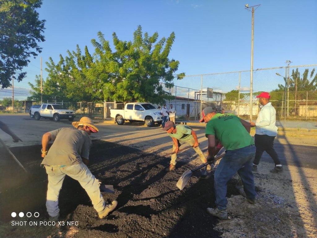 #SEPA 📢 Gobernador de Guárico aprueba recursos para la rehabilitación de diferentes vías

Más información ⬇️
👁‍🗨  bit.ly/3AVzsHm

#Guárico
#4FLaRebeliónPermanente
#GuáricoPresenteEnLosJDN